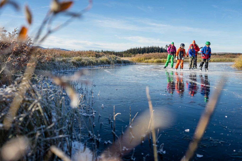 Outdoor Ice Skating | Photo: Anette Andersson