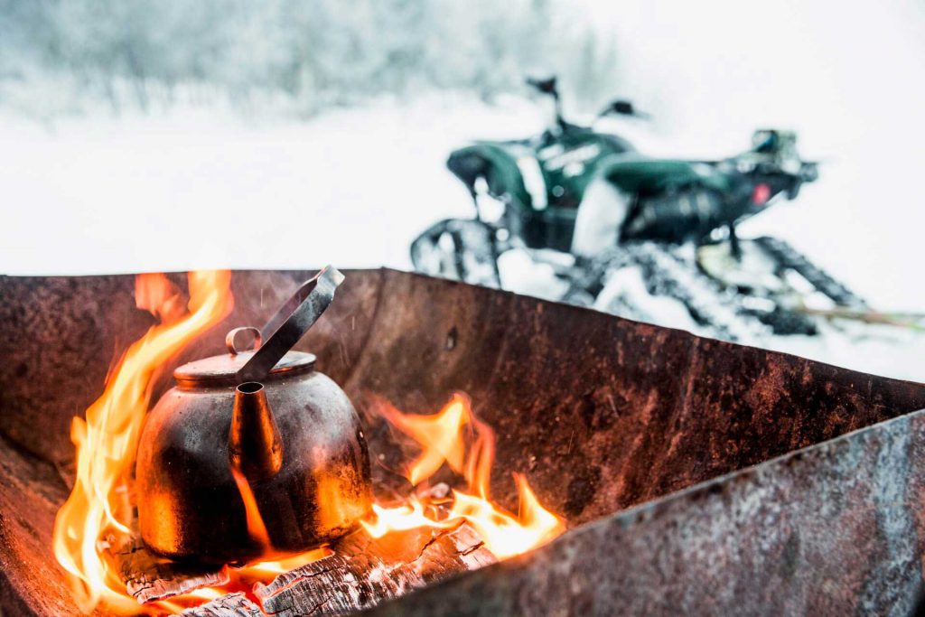 Coffee on the open fire | Photo: Jonas Kullman