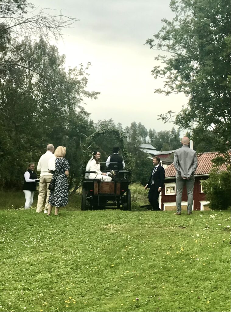 Bröllop Alsens hembygdsgård Backgården Anne Adsten